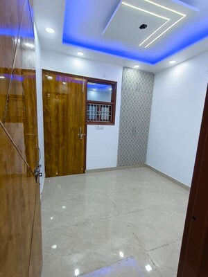1 BHK Builder Floor For Sale in Rohini Sector 4
