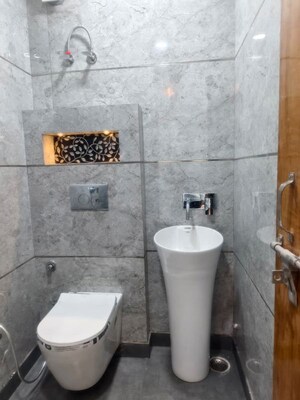 Bathroom in 1 BHK Builder Floor at Rohini Sector 4 – for Sale