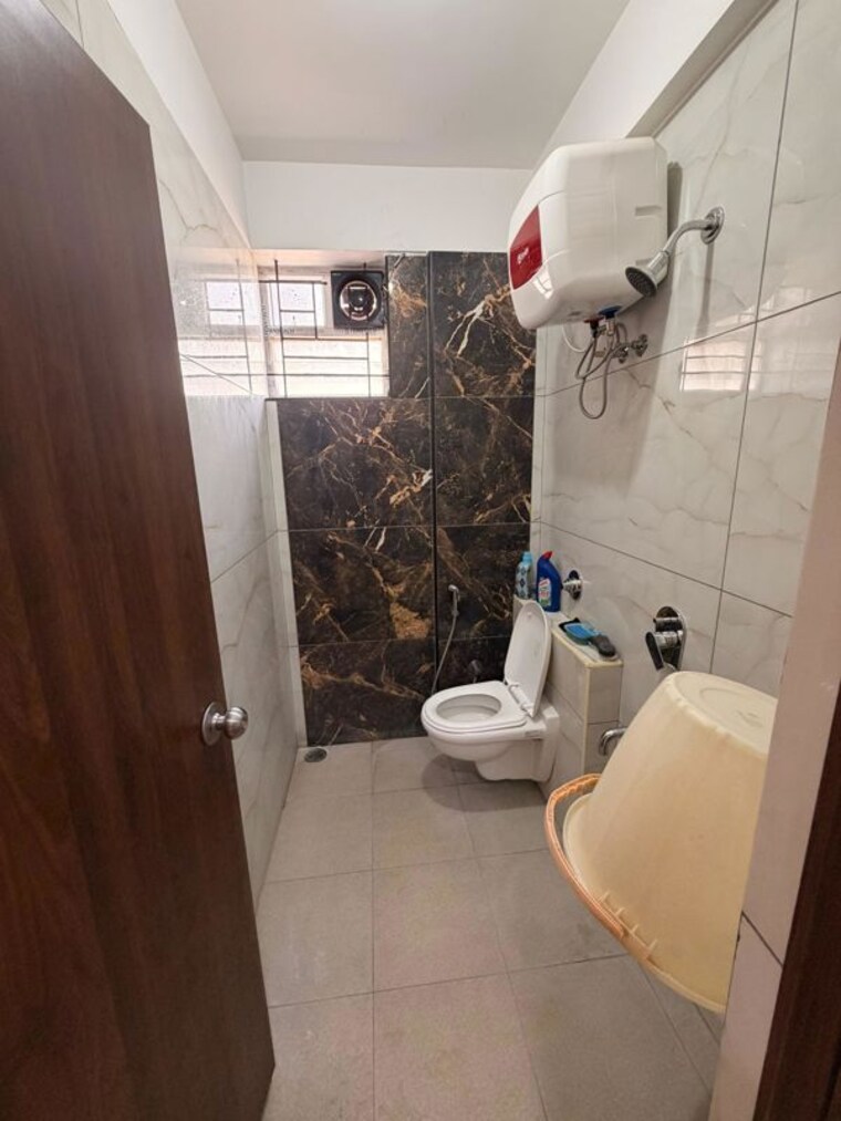 Bathroom, bhavisha-avighna 3 Bedroom 1580 Sq.Ft. Apartment In Sarjapur Road Bangalore 10653166