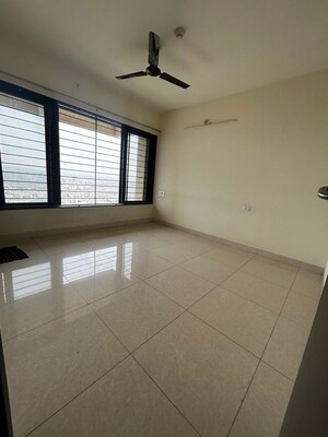 Room in 2.5 BHK Apartment at Sargam CHS Nanded, Sinhagad Road – for Rent