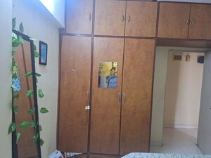 Furnished Amenities in 2 BHK Apartment at Tilak Bhavana CHS, Tilak Nagar – for Rent