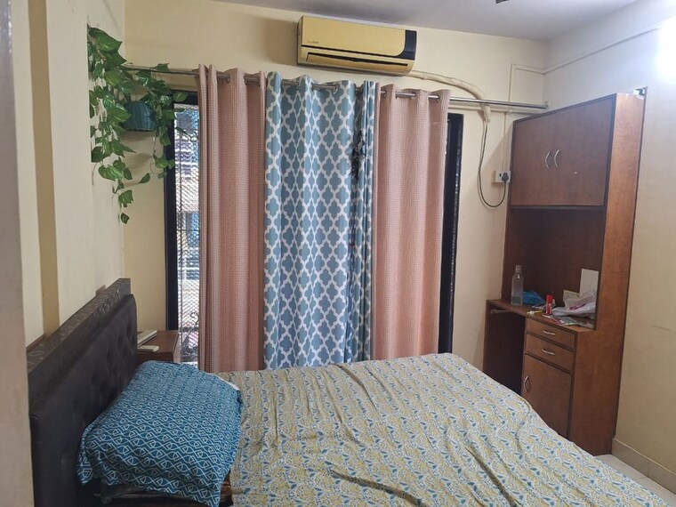 Bedroom, tilak-bhavana-chs 2 Bedroom 750 Sq.Ft. Apartment In Tilak Nagar Mumbai 10653186