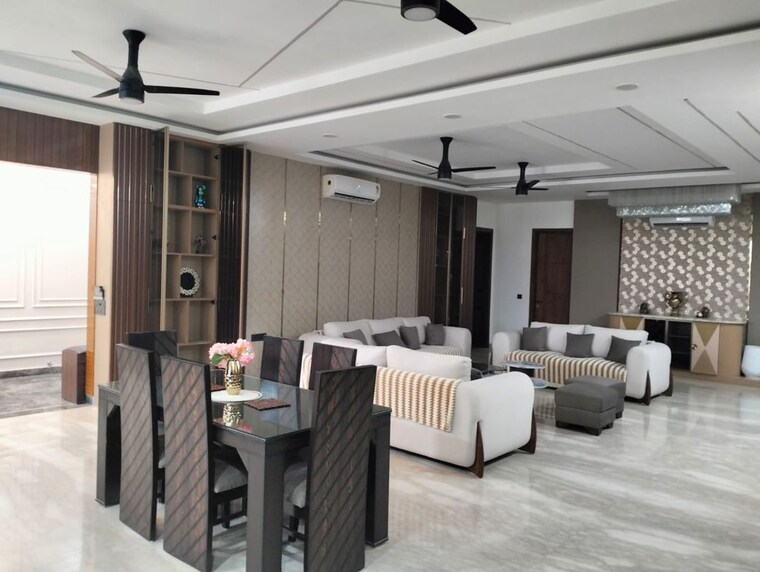 Team Area, maharishi-dayanand-cghs 5 Bedroom 500 Sq.Ft. Builder Floor In Vasant Kunj Delhi 10653190
