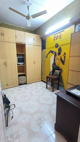 1.5 BHK 50000 Sq.Ft. Apartment in Sindh Chambers