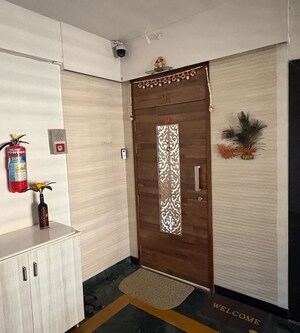 2 BHK Apartment – Entrance View at Palazzio CHS, Powai - for Sale