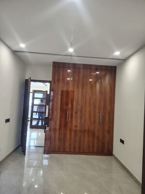 Room in 4 BHK Independent House at Ambala Highway – for Sale