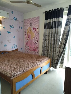 Bedroom in 2.5 BHK Apartment at GPL Eden Heights, Sector 70 – for Rent