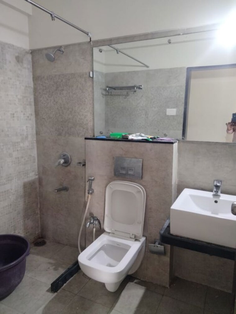 Bathroom, lokhandwala-octacrest 2 Bedroom 1090 Sq.Ft. Apartment In Kandivali East Mumbai 10653221