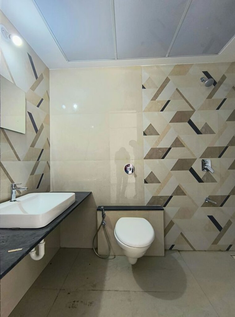 Bathroom, zen-elite 3 Bedroom 1100 Sq.Ft. Apartment In Kharadi Pune 10653197