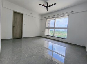 Room in 3 BHK Apartment at Zen Elite, Kharadi – for Rent