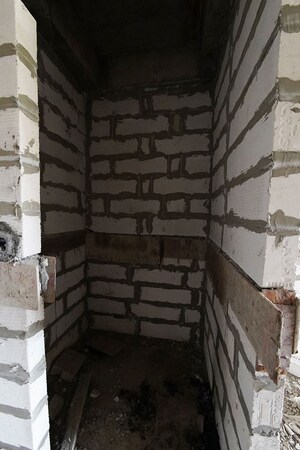 Bathroom in  Shop at Nana Chiloda – for Sale