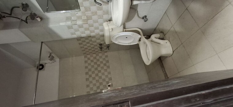 Bathroom, ansal-sushant-lok-i 1 Bedroom 540 Sq.Ft. Builder Floor In Sector 43 Gurgaon 10653229