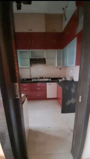 Kitchen in 2.5 BHK Apartment at Sapphire Heights, Kandivali East – for Rent