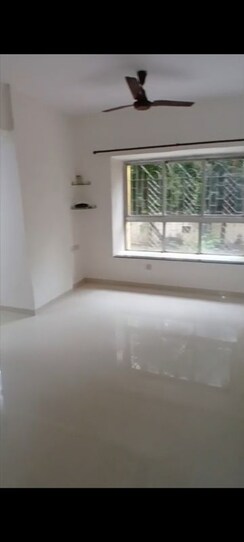 2 BHK Apartment For Rent in Coronet Building