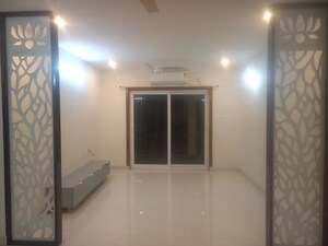 Room in 3 BHK Apartment at Creative Koven Udaya Cresent, Kondapur – for Rent