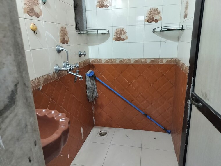 Bathroom, safal-park 1 Bedroom 585 Sq.Ft. Apartment In Nerul Navi Mumbai 10653254