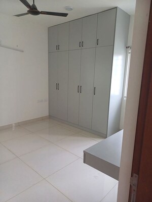 Room in 2.5 BHK Apartment at Prestige Tranquil, Kokapet – for Rent
