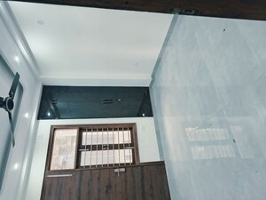 Furnished Amenities in 3 BHK Builder Floor at RPS Palm Drive, Sector 88 – for Sale
