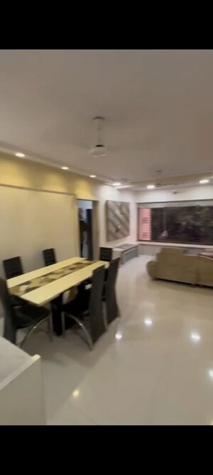 2 BHK Apartment For Rent in Anupam Apartments Vile Parle, Vile Parle West