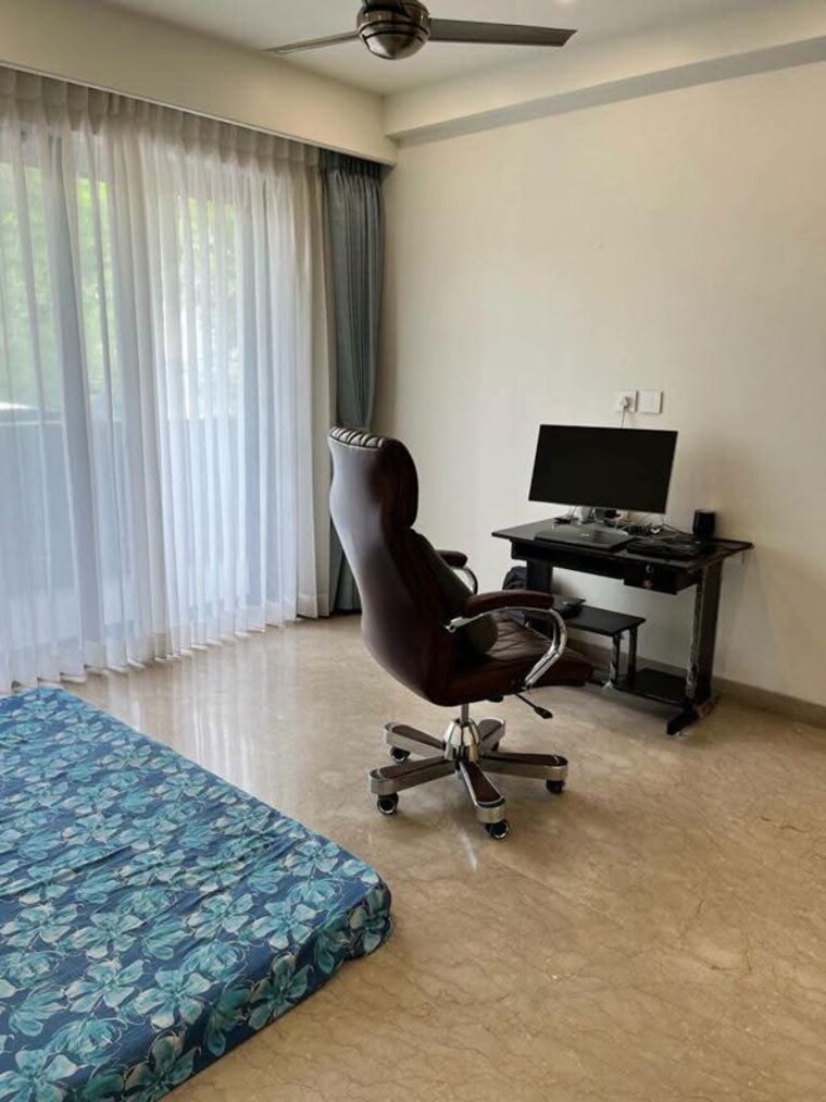 Gym, sector 31 2 Bedroom 1460 Sq.Ft. Builder Floor In Sector 31 Gurgaon 10653305