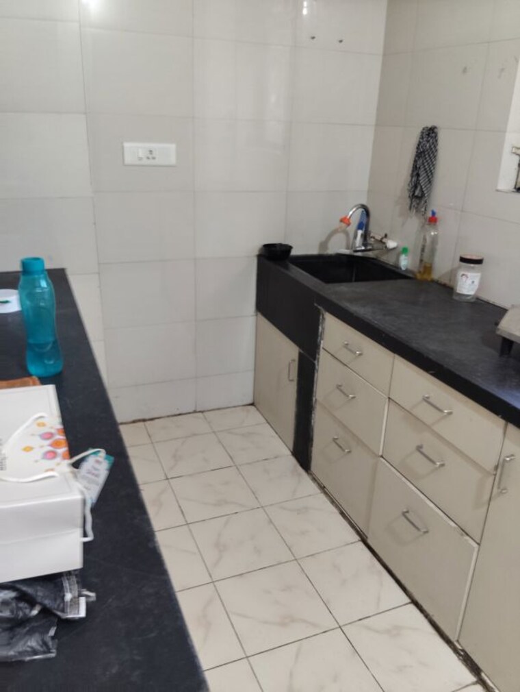 Team Area, hiranandani-gardens-kingston 2 Bedroom 1000 Sq.Ft. Apartment In Powai Mumbai 10653315