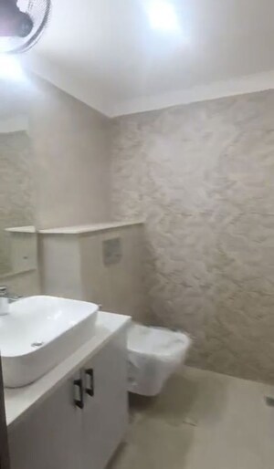 Bathroom in 3 BHK Apartment at Unitech Fresco, Sector 50 – for Rent