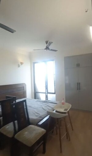 Bathroom in 3 BHK Apartment at Unitech Fresco, Sector 50 – for Rent