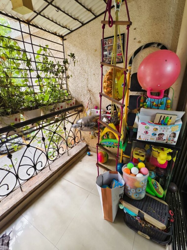 Balcony, nisarg-hyde-park 1 Bedroom 670 Sq.Ft. Apartment In Kharghar Navi Mumbai 10653318