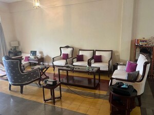 Gym in 3 BHK Apartment at Nariman Point – for Sale