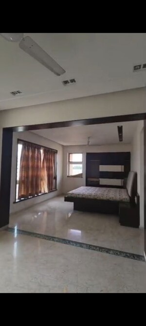 Kitchen in 6+ BHK Apartment at Hiranandani Meadows, Manpada – for Rent