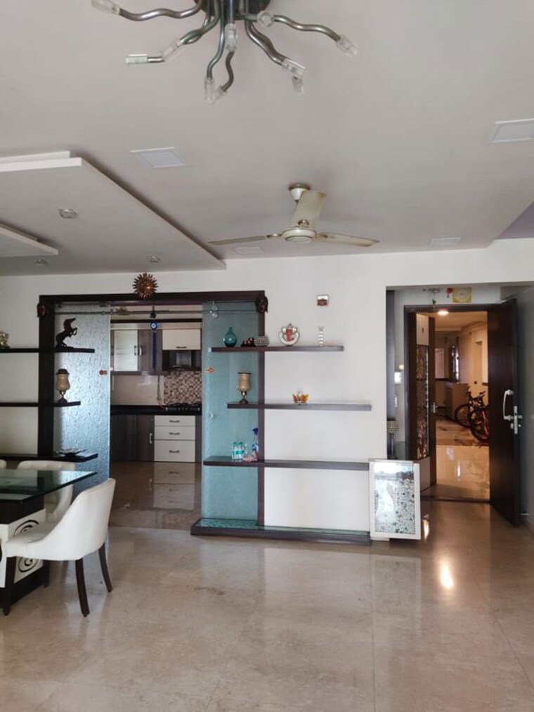 Living Room, hiranandani-meadows 3.5 Bedroom 1450 Sq.Ft. Apartment In Manpada Thane 10653350