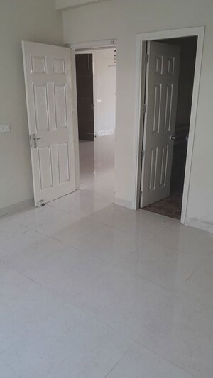 Room in 3 BHK Builder Floor at TDI The Grand Retreat, Sector 88 – for Sale