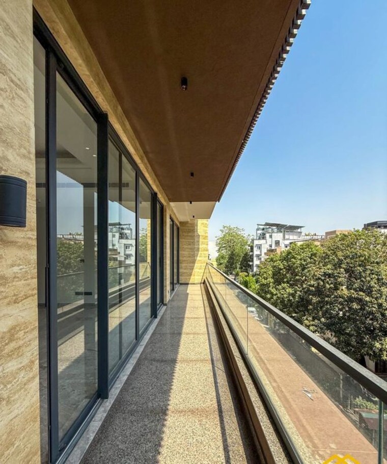 Balcony, greater kailash i 4 Bedroom 4500 Sq.Ft. Builder Floor In Greater Kailash I Delhi 10653426