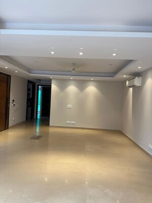 Room in 3 BHK Builder Floor at East Of Kailash – for Sale