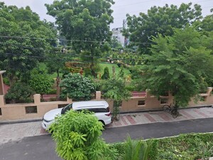 3 BHK Builder Floor – Exterior View View at Viraj Khand - for Rent