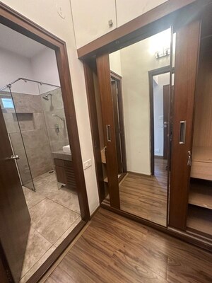 Building Lobby in 4 BHK Villa at Lavelle Road – for Rent