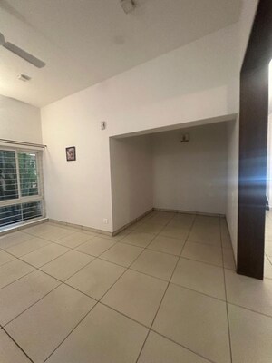 4 BHK Villa – Exterior View View at Lavelle Road - for Rent