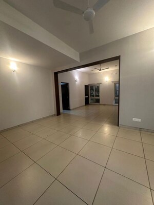 4 BHK Villa For Rent in Lavelle Road