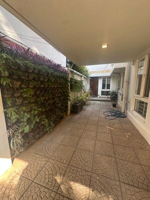 4 BHK Villa – Exterior View View at Lavelle Road - for Rent