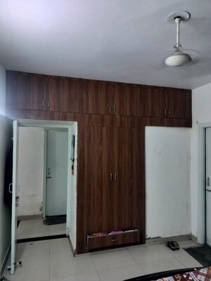 Bedroom in 2 BHK Apartment at RWA Jalvayu Towers, Sector 47 – for Rent