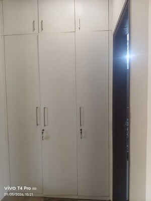 Building Lobby in 3.5 BHK Apartment at Lotus Panache, Sector 110 – for Rent