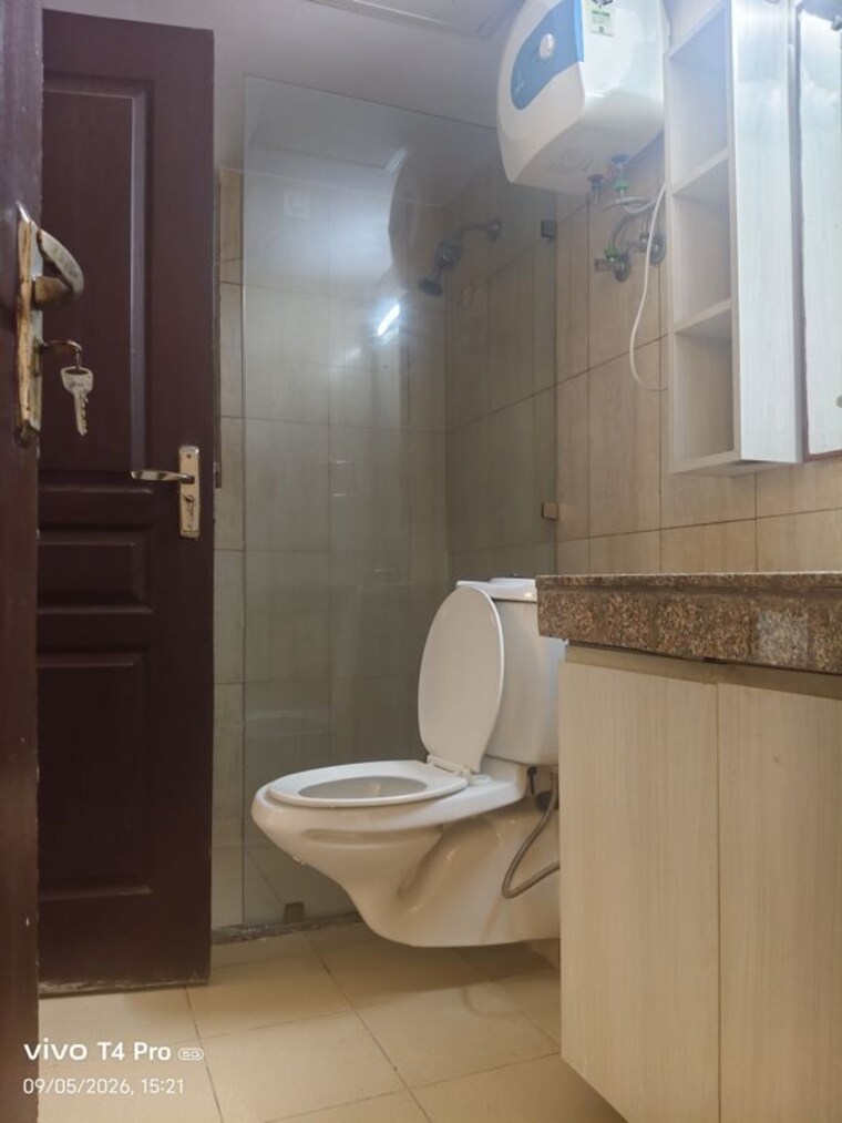 Bathroom, lotus-panache 3.5 Bedroom 2250 Sq.Ft. Apartment In Sector 110 Noida 10653509