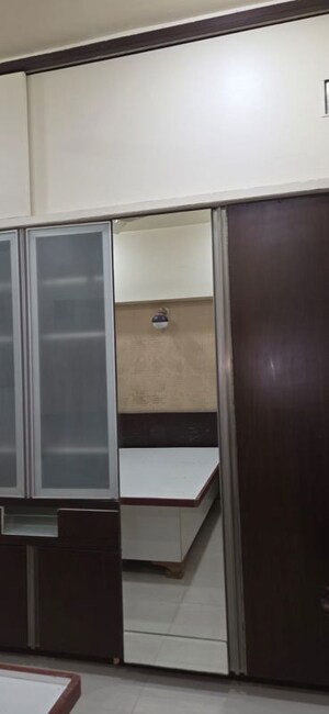 Furnished Amenities in 3 BHK Apartment at Kumar Peninsula, Baner – for Rent