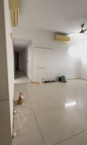 Dining area in 3 BHK Apartment at Ireo Skyon, Sector 60 – for Rent