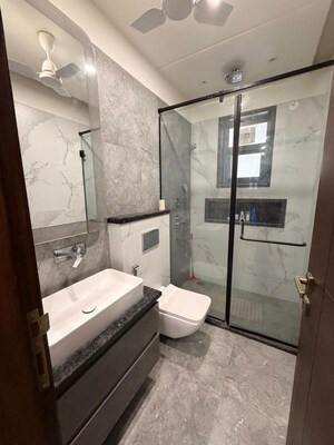 Bathroom in 2 BHK Builder Floor at Sector 40 – for Rent
