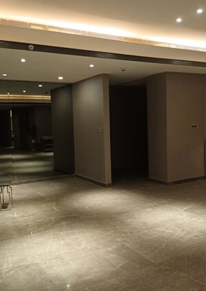 Room in 3 BHK Apartment at Lodha Trump Tower, Worli – for Rent