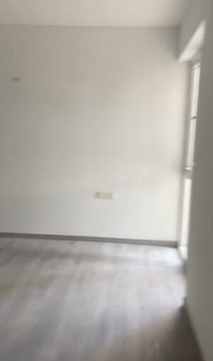 Room in 3 BHK Apartment at Hero Homes Gurgaon, Sector 104 – for Rent