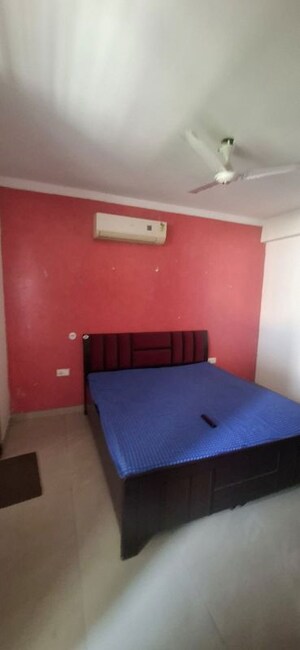Bedroom in 2 BHK Apartment at Vip Road – for Rent