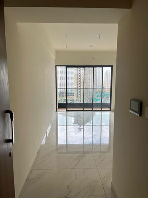 Room in 2 BHK Apartment at Raymond The Invictus By GS, Pokhran Road No One – for Rent