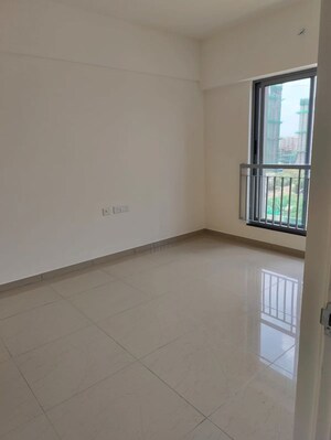 Room in 2 BHK Apartment at Mahindra Happinest Tathawade Phase 1, Tathawade – for Sale